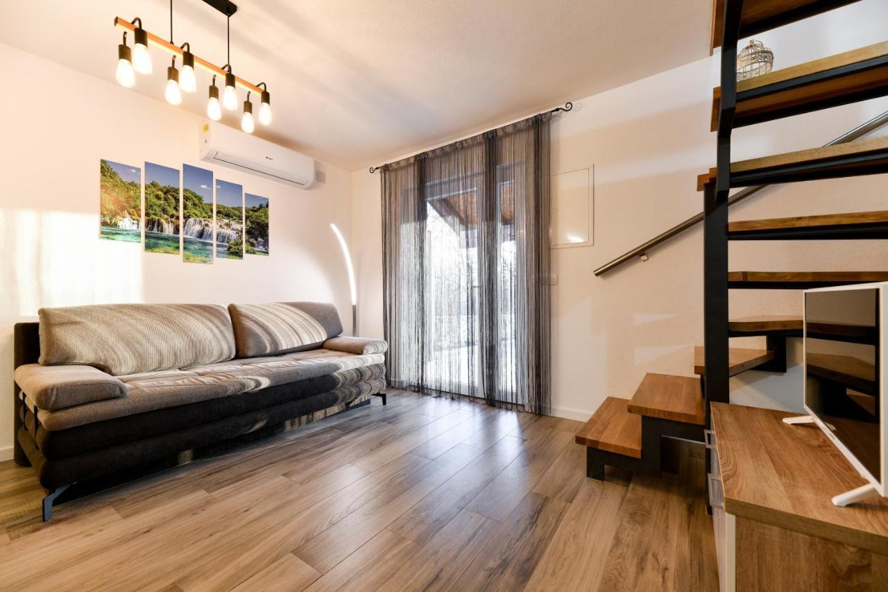 Vila Zen Promona Puljane Exteriér fotografie